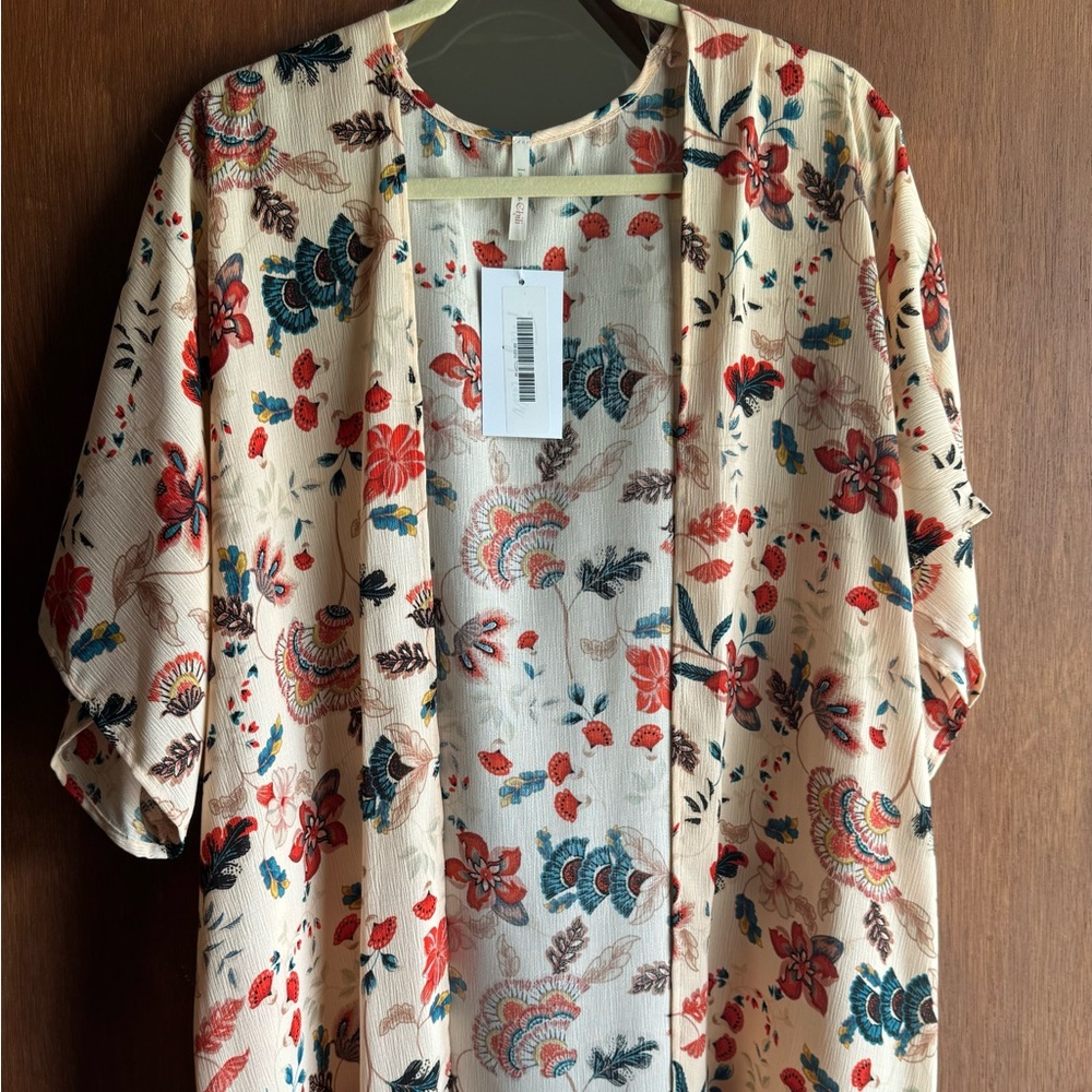 Lime n’ Chili Cream Kimono